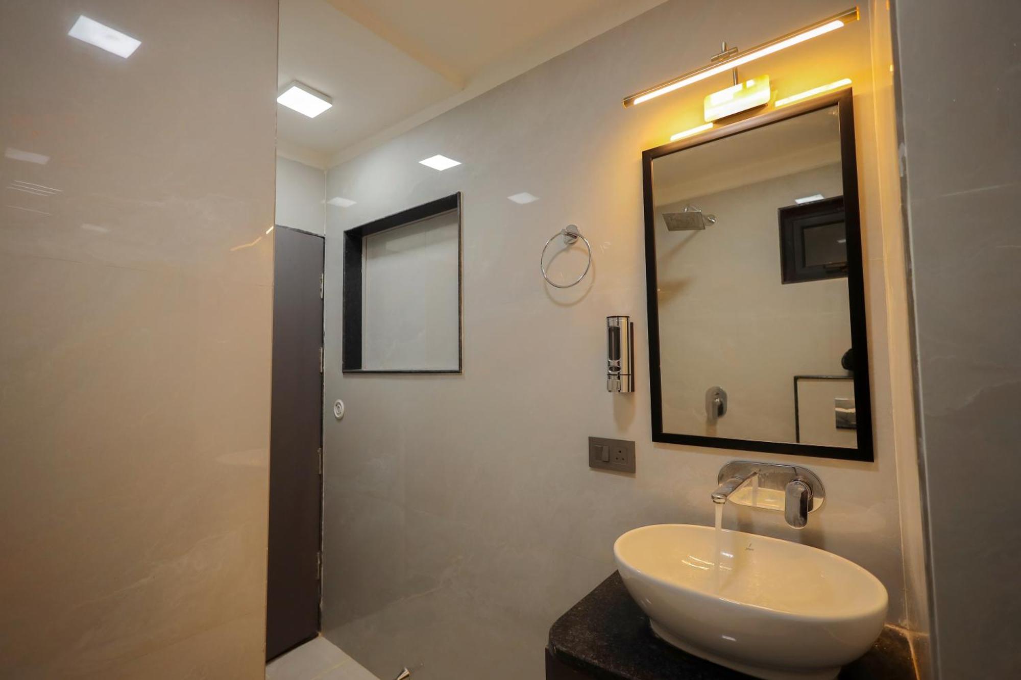 Narayana Homes Mathura Exterior photo